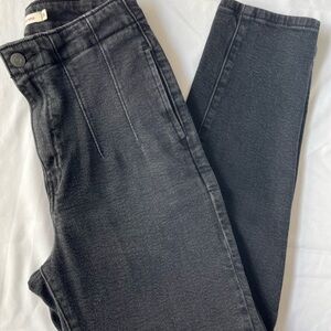 Levi's High Rise Black Jeans